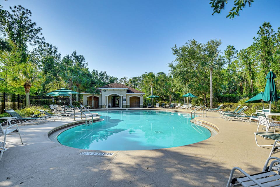 Deer Creek of Hunter's Ridge | Community Pool | Single-Story Home