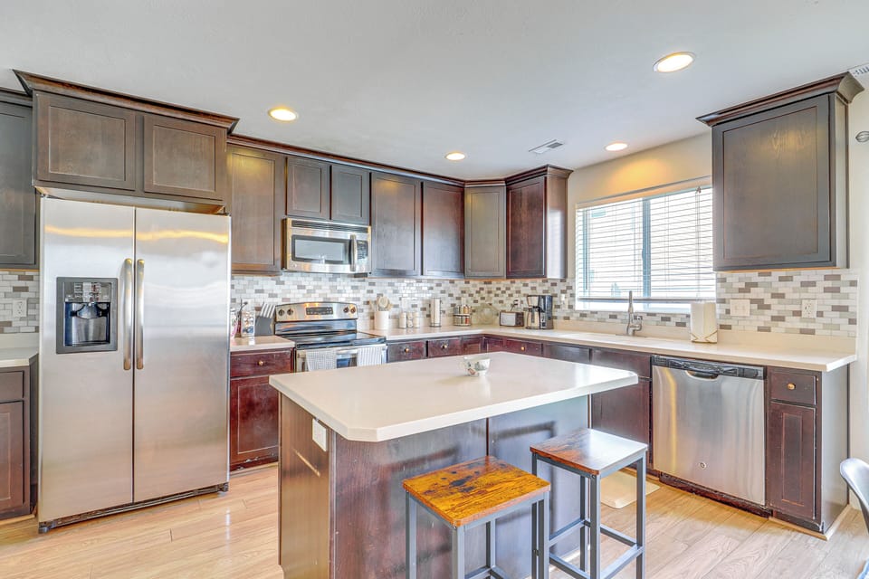 Kitchen | 1st Floor | Drip Coffee Maker | Blender | Cooking Basics