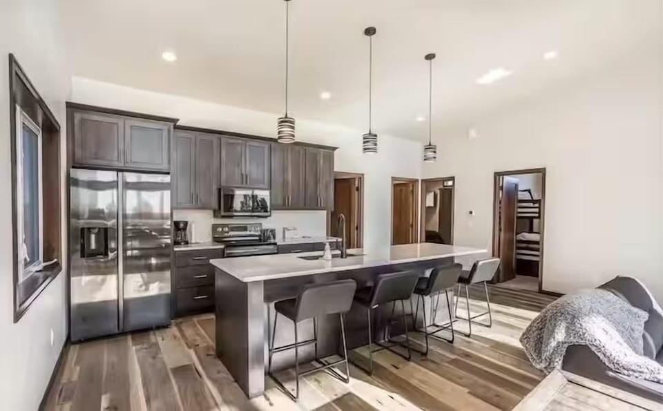 Full kitchen with new appliances