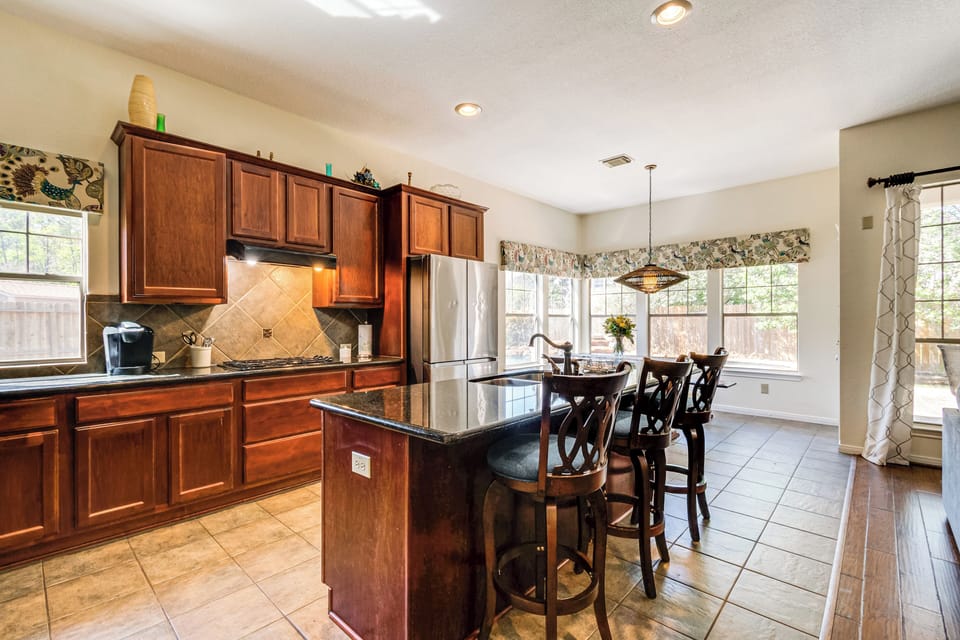 Kitchen | Cooking Basics | Single-Serve Coffee Maker | Blender | 1st Floor