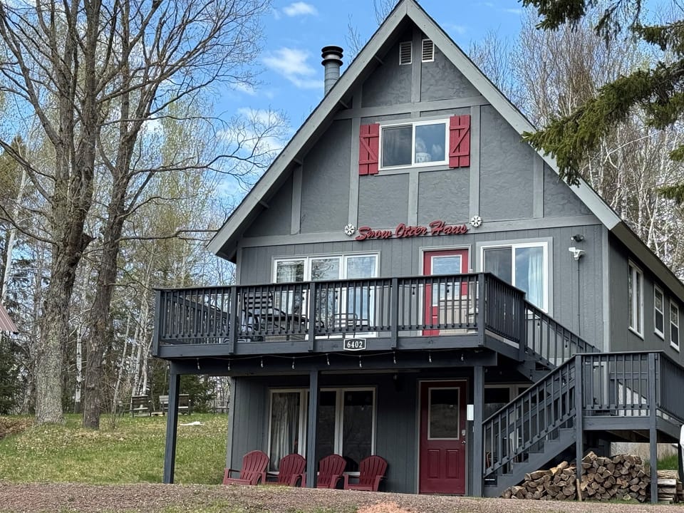 Snow Otter Haus