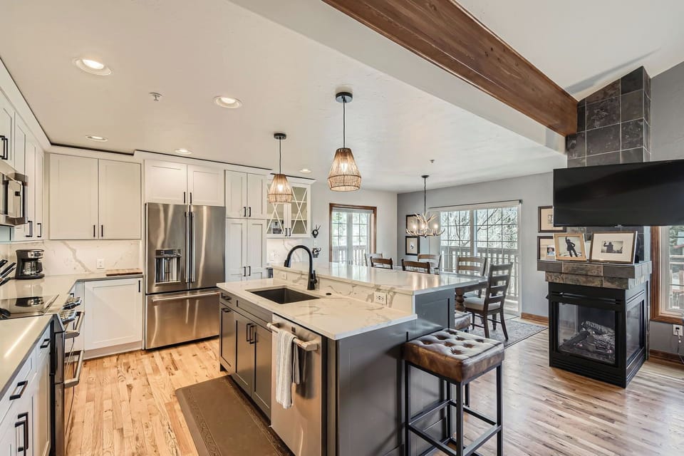 MC306 Kitchen