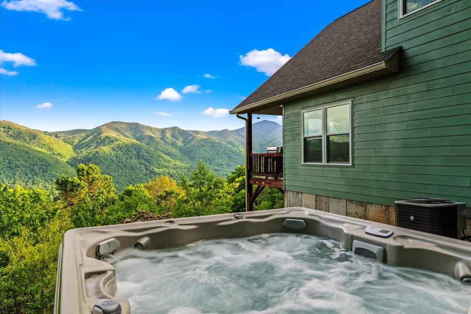 Unwind in bubbly bliss surrounded by nature’s mountain beauty