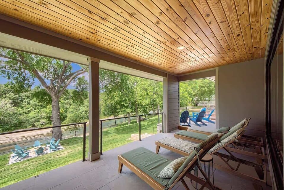 Relax and enjoy the beautiful views