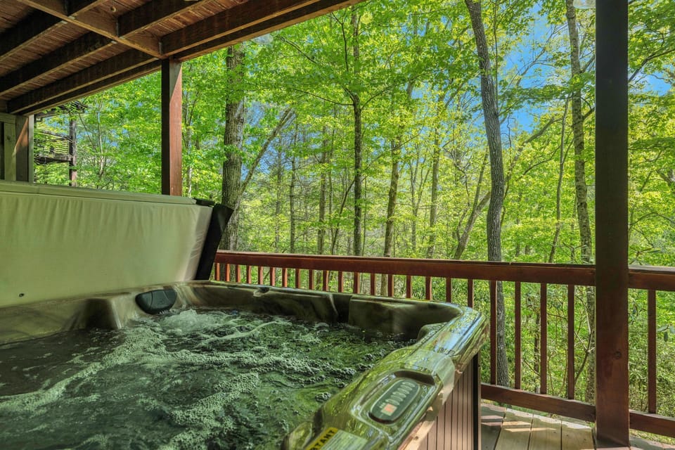 Creekside hot tub.
