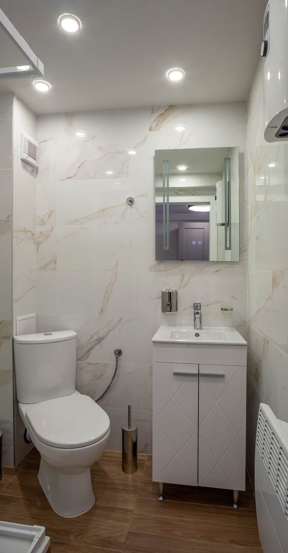 Bathroom+toilet -