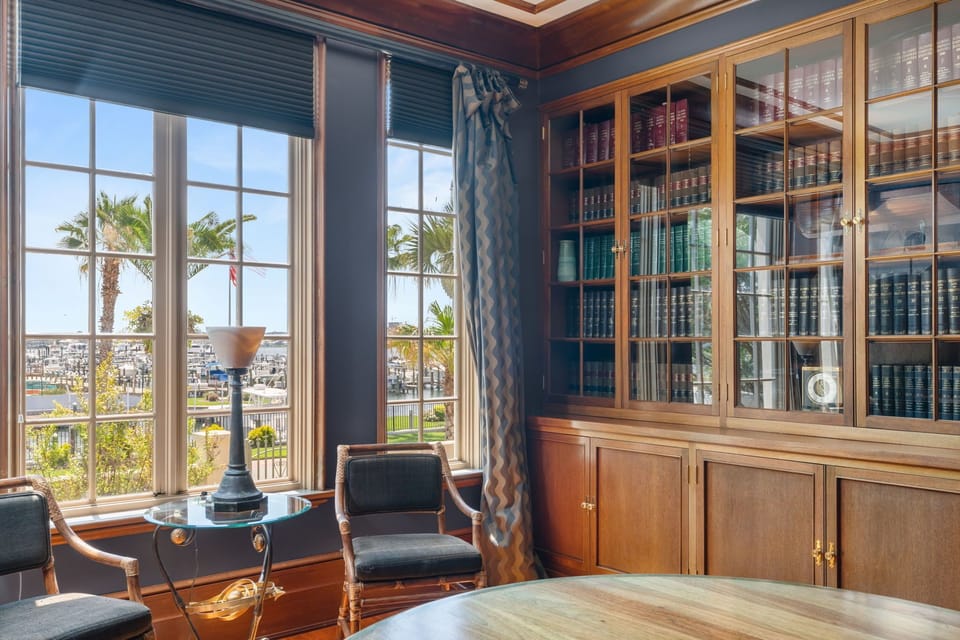 Library/Office