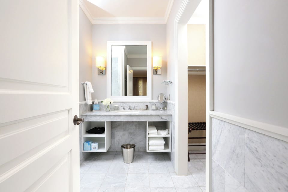 Executive King - Bathroom