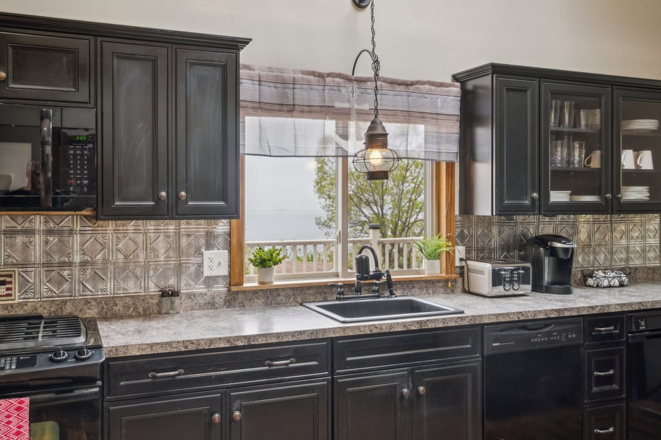 Indoors, Kitchen, Sink, Appliance, Microwave