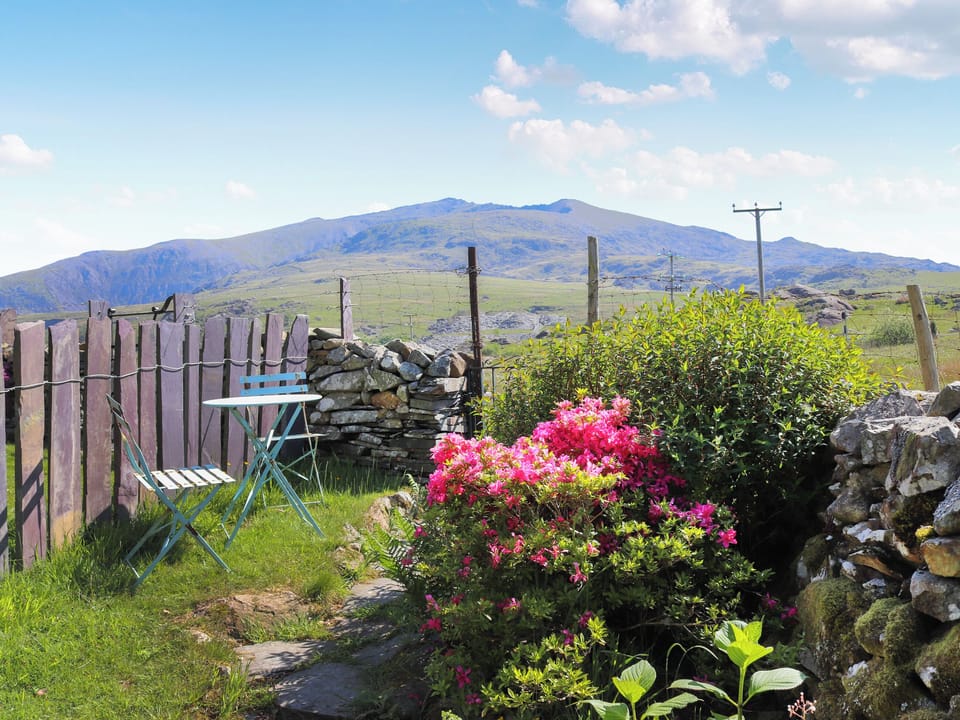 Outdoor | Edward Terrace Cottage, Rhyd Ddu, near Beddgelert