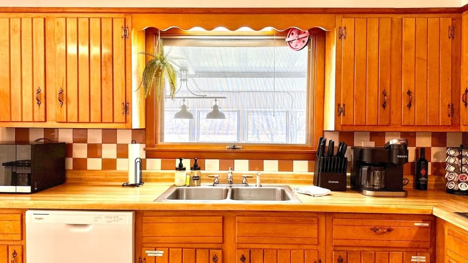 Enjoy meals at home with a kitchen stocked with cookware and utensils.
