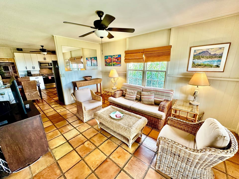 Wonderful ocean view living area!