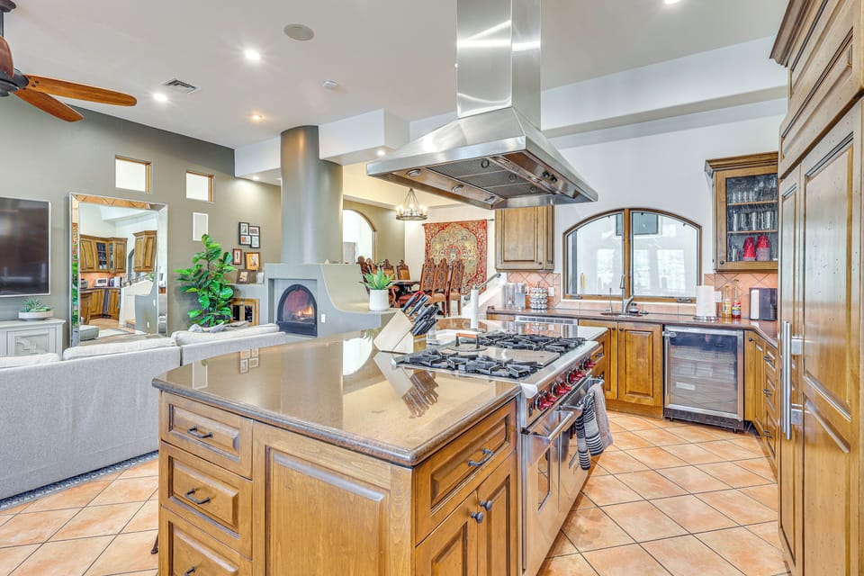 Kitchen | 1st Floor | Keurig Coffee Maker | Blender | Air Fryer | Cooking Basics