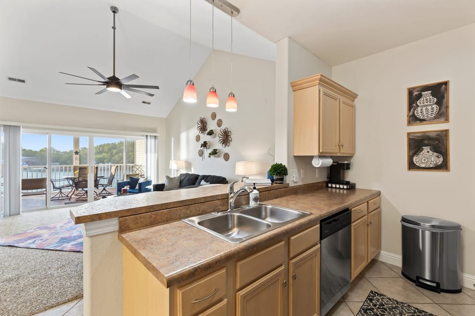 Kitchen & Bar Seating