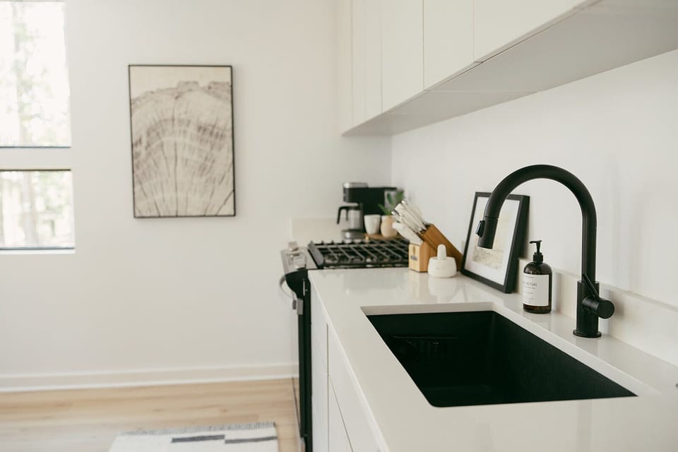 0979b3bb-f33a-4c9d-b3d7-f4cc2aa83c60