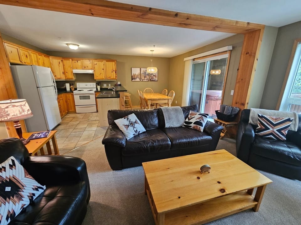 Living Room/Family Room