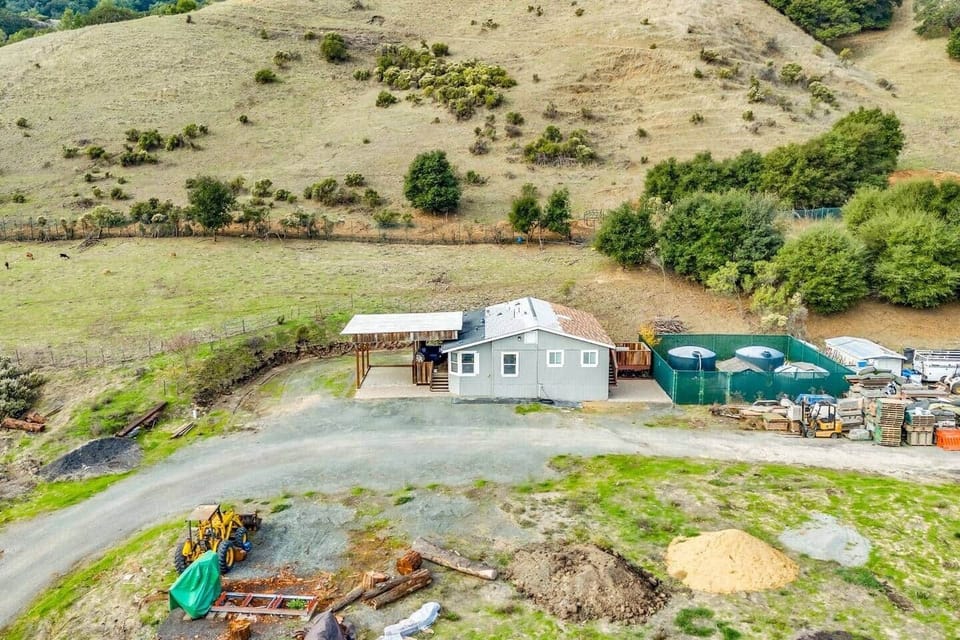 0de13338 7b8d 4a4e ba49 0db52ad0f707