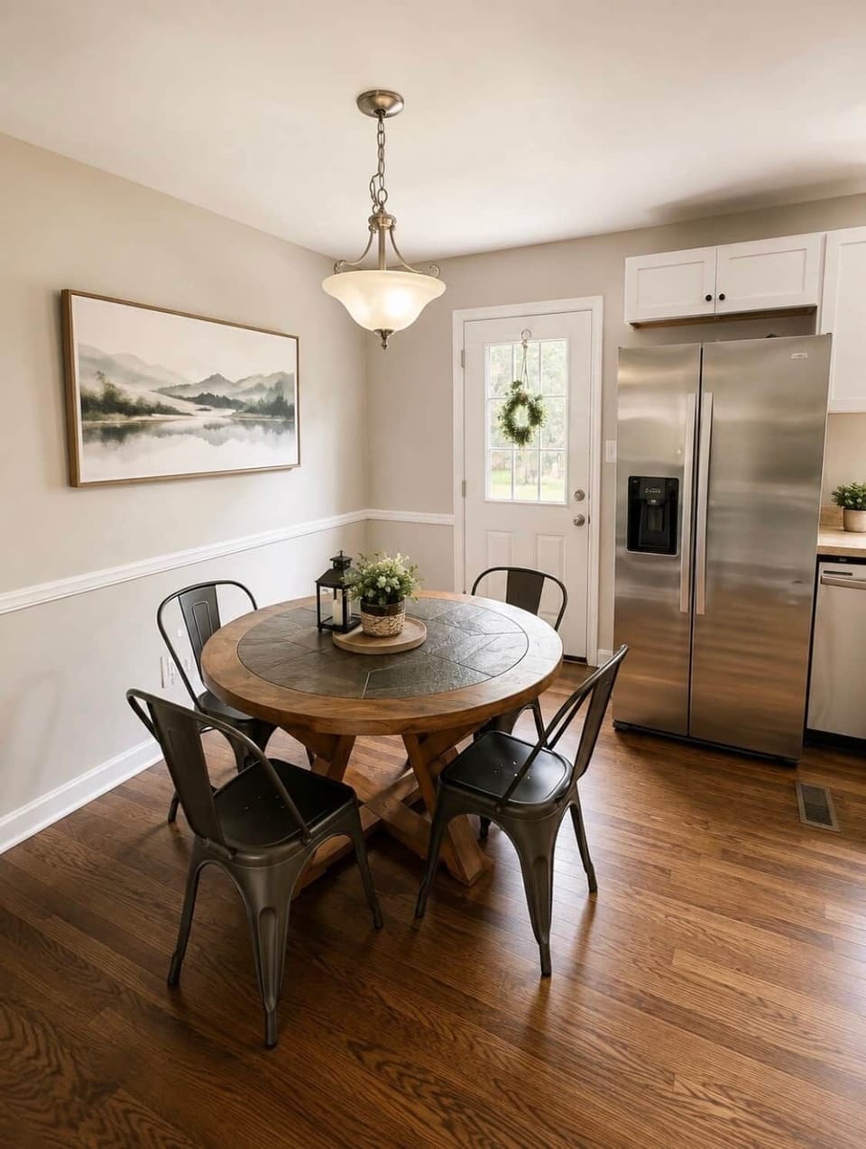Eat in Kitchen
