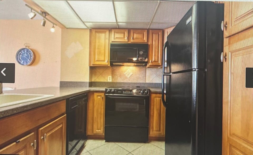 Full Kitchen