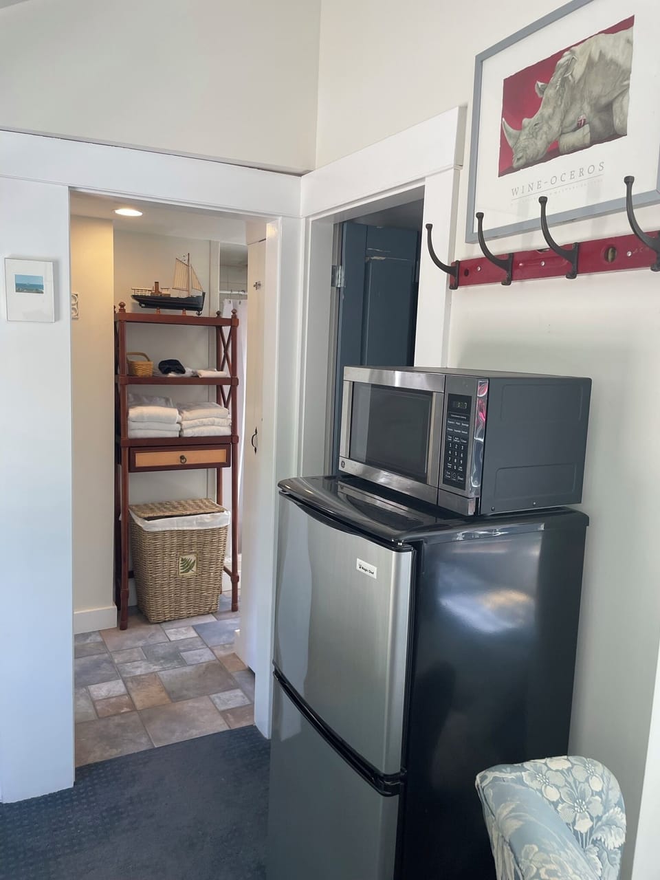 Linens, towels, toiletries and robes are provided. 