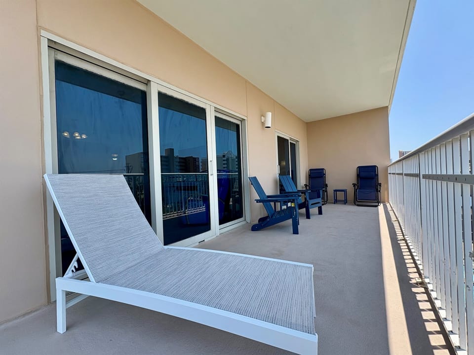 Beach Side / South Balcony