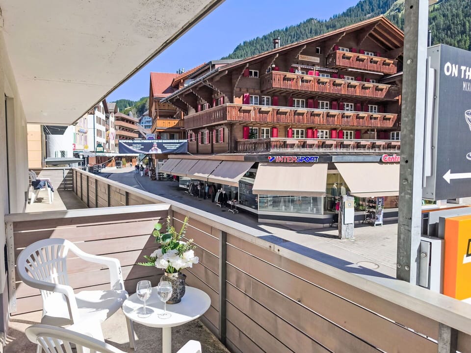 Urban Design, Awning, Balcony, Parking, Hotel