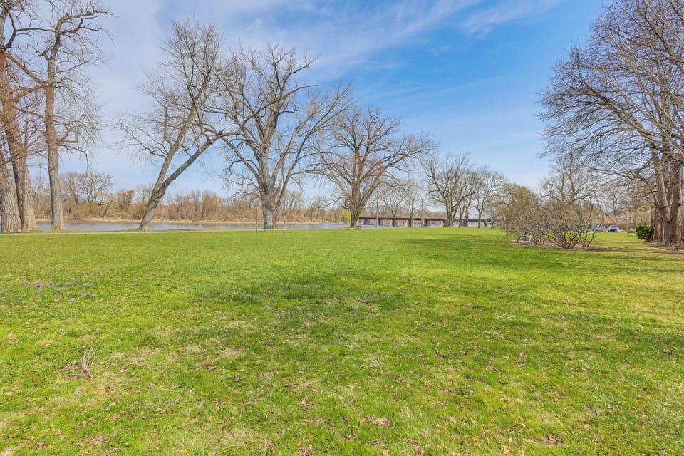 Walk to Riverside Park