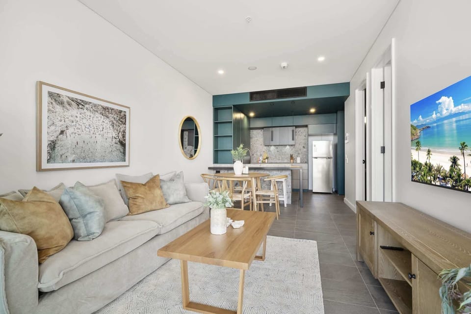 Living Area/Dining Area/Kitchen