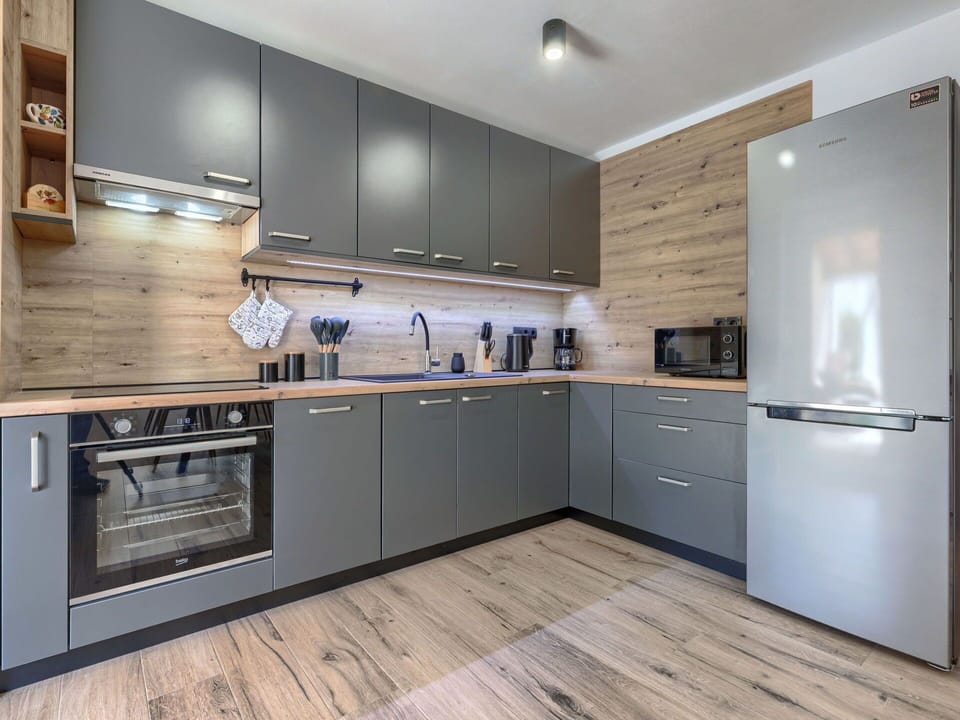 Kitchen, Cabinetry, Countertop, Kitchen Appliance, Flooring, Major Appliance, Wood, Furniture, Interior Design, Floor