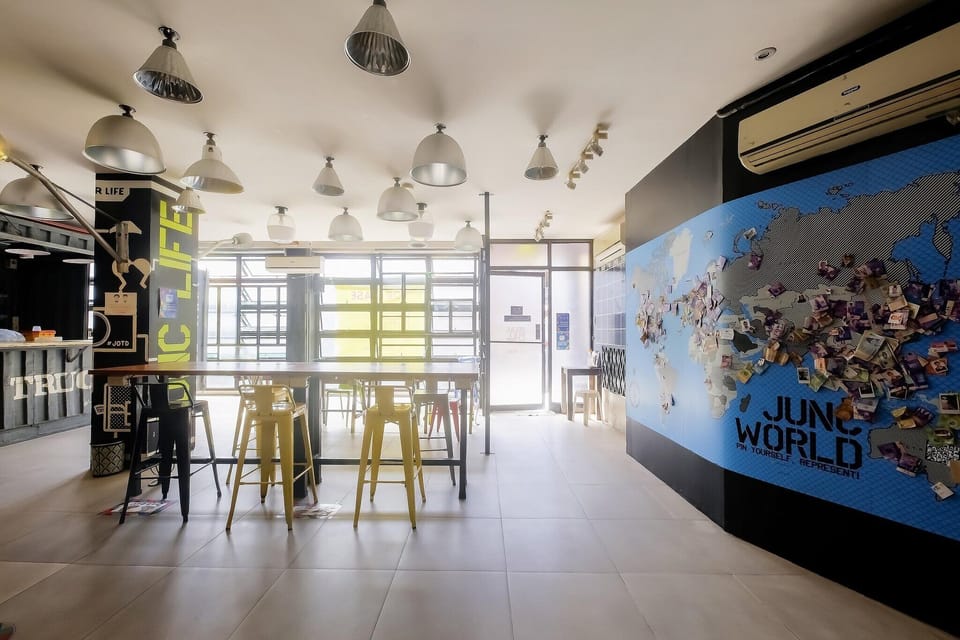 Entrance / Reception