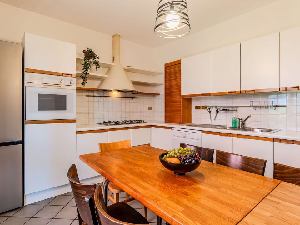 Kitchen, Countertop, Interior Design, Flooring, Cabinetry, Furniture, Wood, Kitchen Appliance, Floor, Ceiling