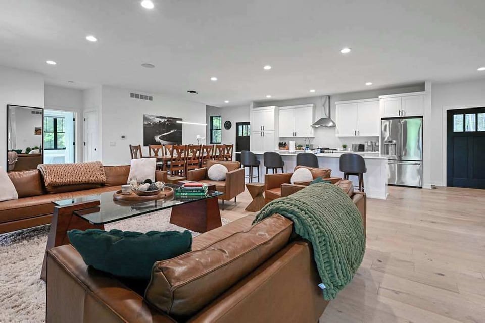 Stylish living space w/ generous seating and an open flow