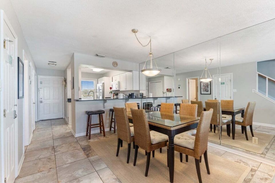 Dining table with seating for 6