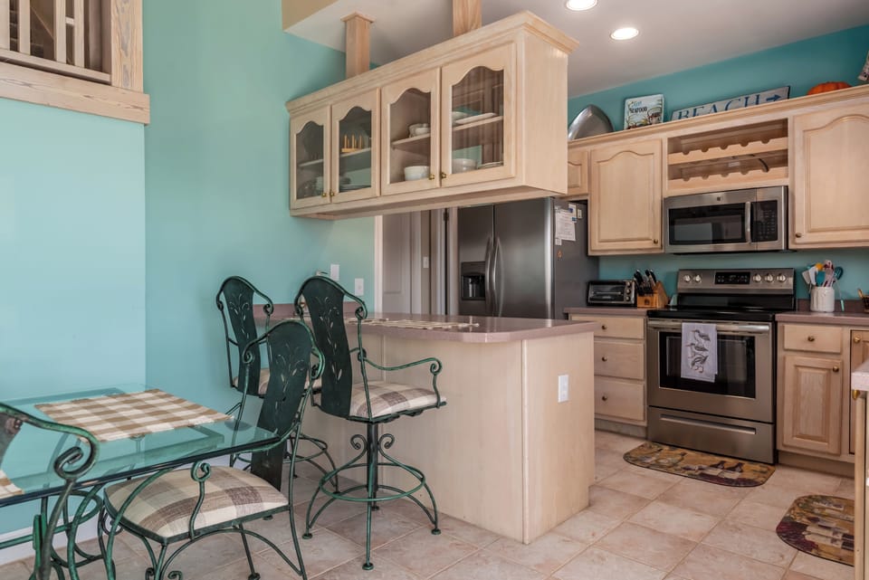 Breezy Decks Fully Equipped Kitchen