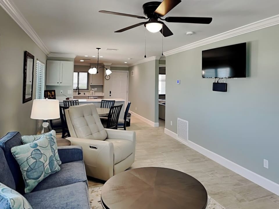 Living Room - Smart TV