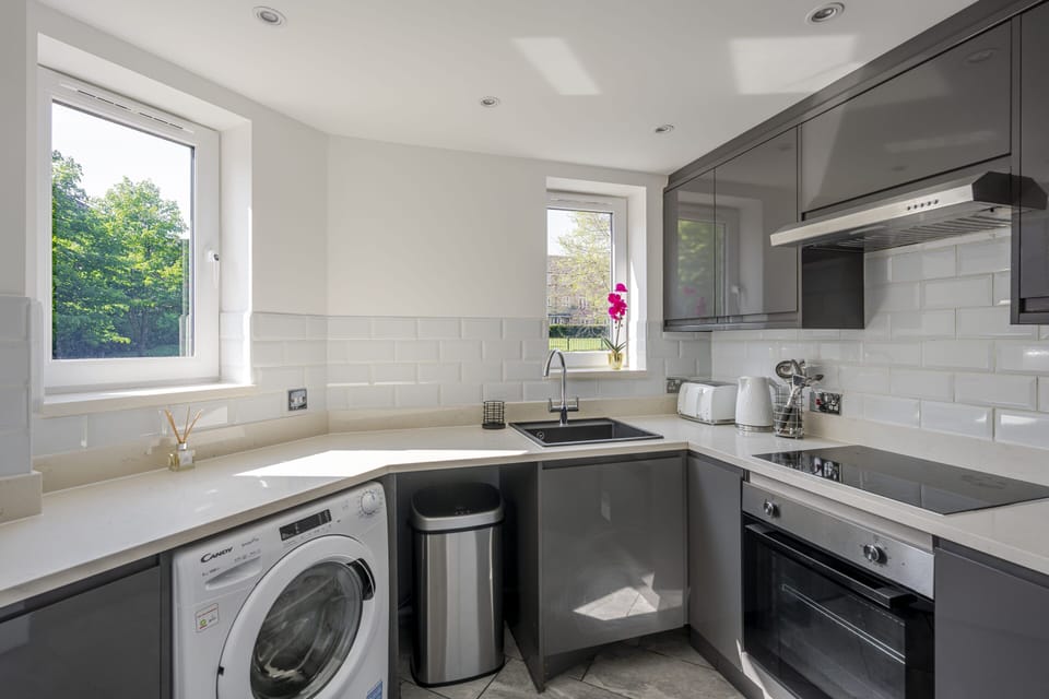 Kitchen Area - Main View