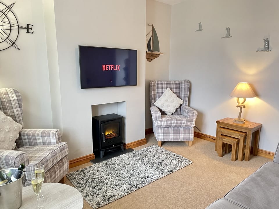 Living Room / Lounge