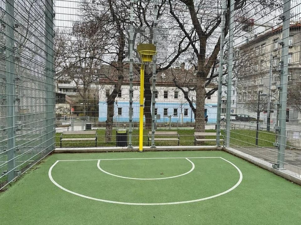 Sport court