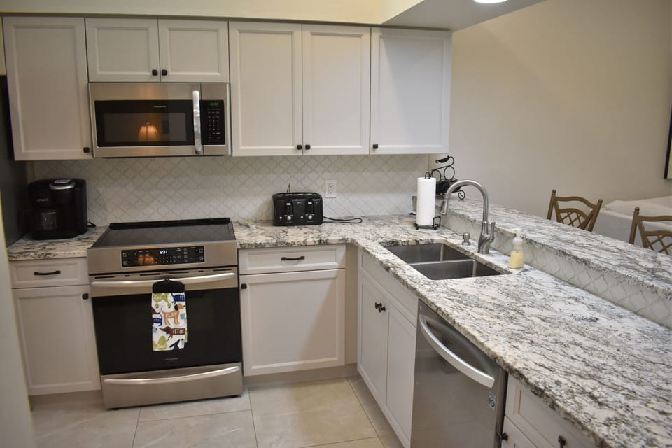 Fully stocked and renovated kitchen.