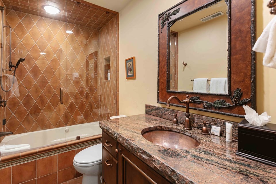 Indoors, Sink, Sink Faucet, Bathroom, Room