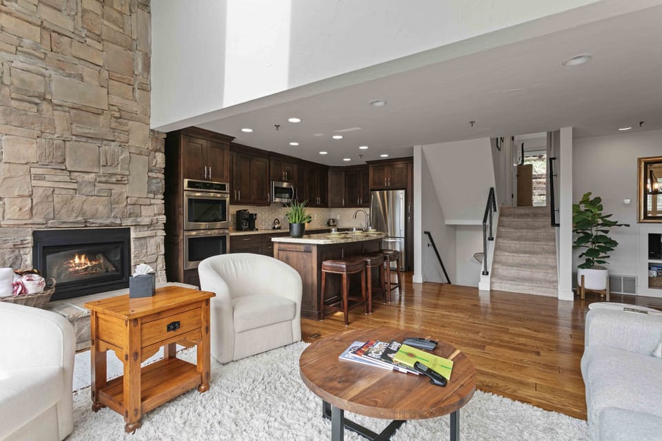 Indoors, Furniture, Living Room, Home Decor, Fireplace