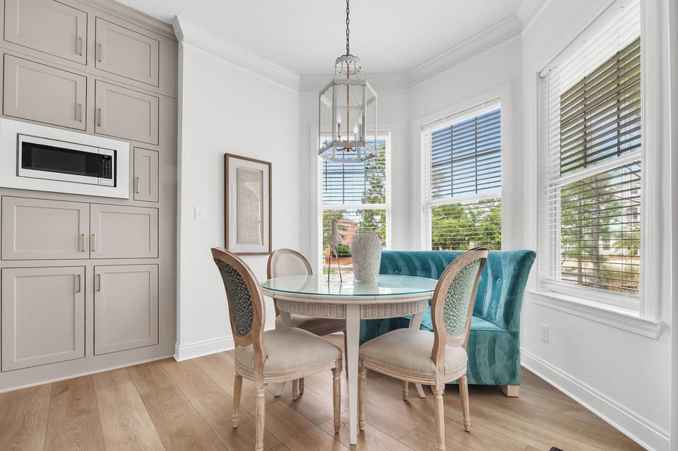 Breakfast Nook