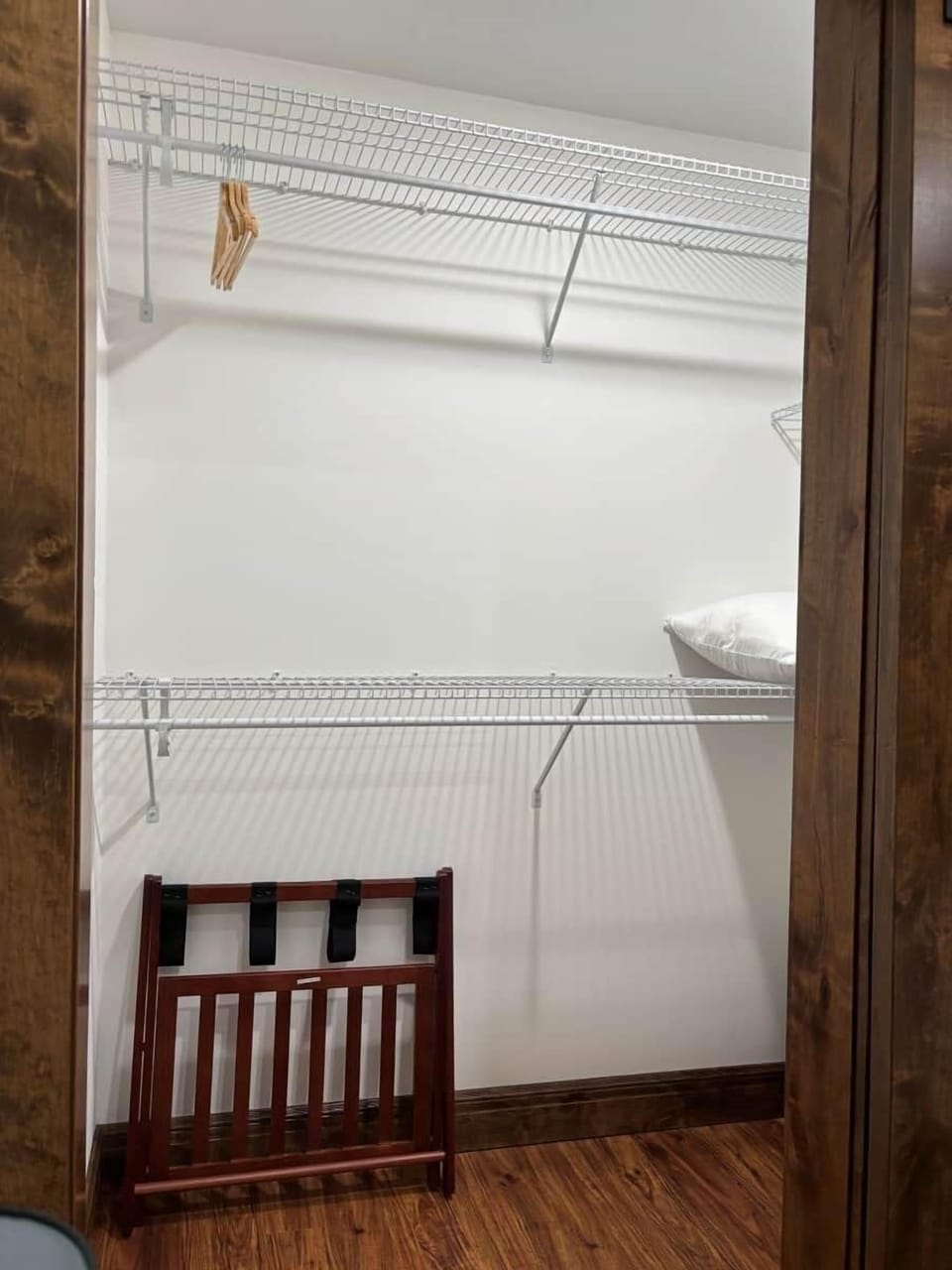 Limestone Lodge Apt A Bedroom Closet 2