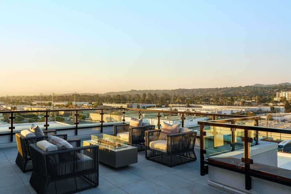 Rooftop lounge