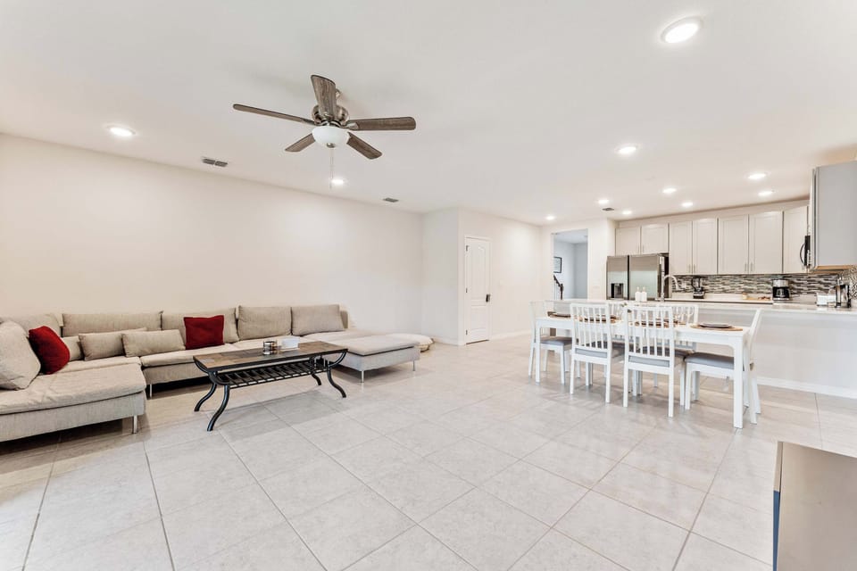 Open concept floor plan
