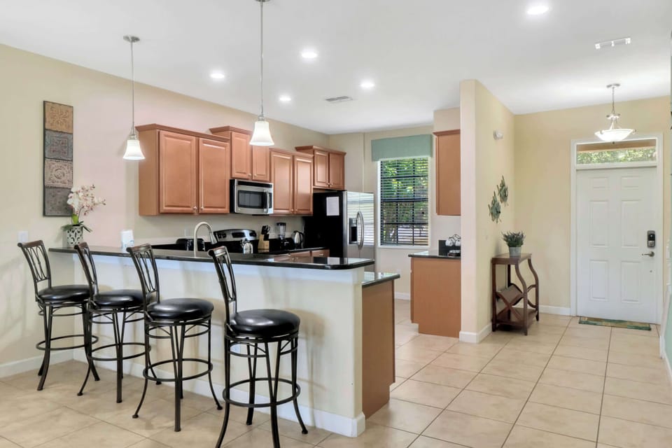 Bar stool seating for 4