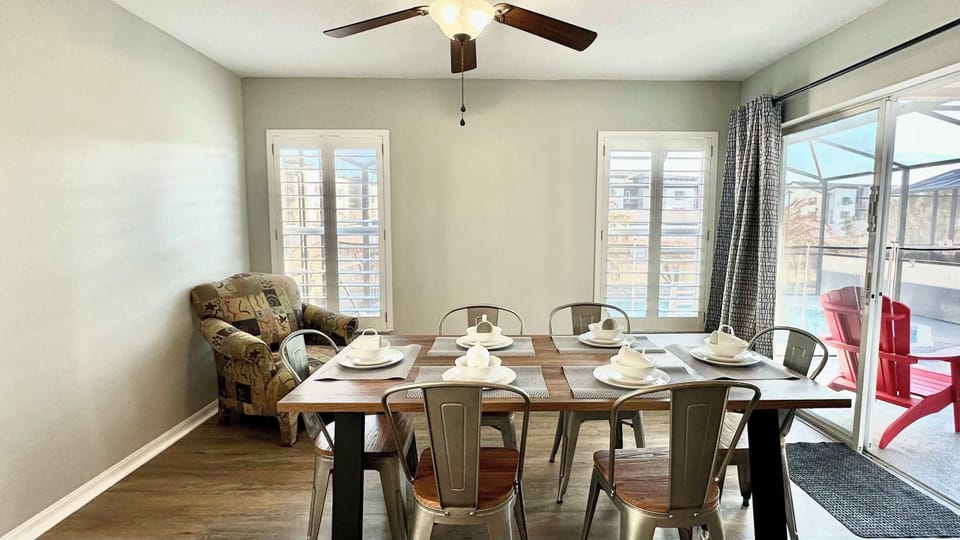 Dining table with seating for 6