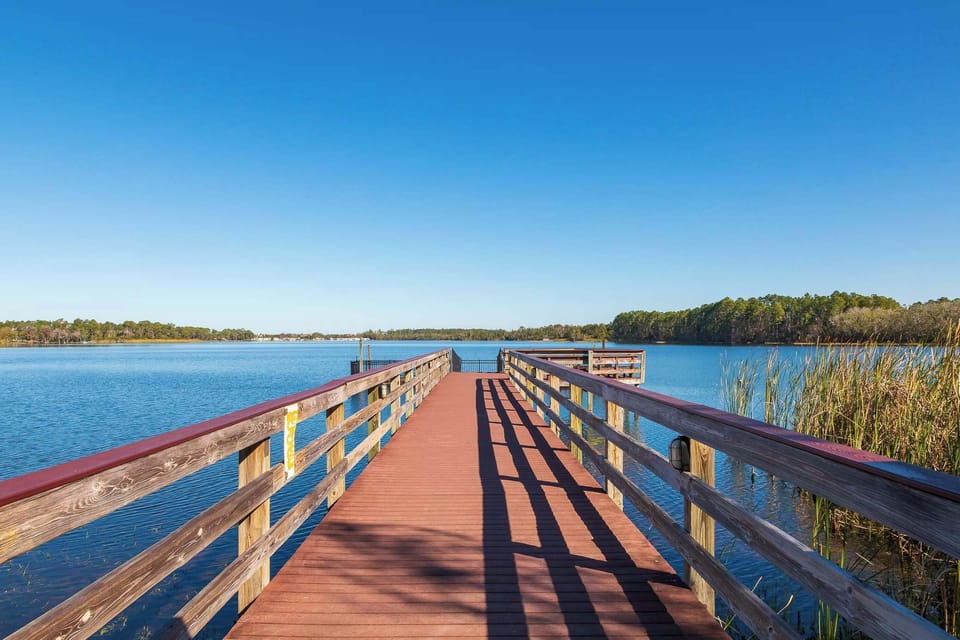 The fishing dock on Lake Davenport