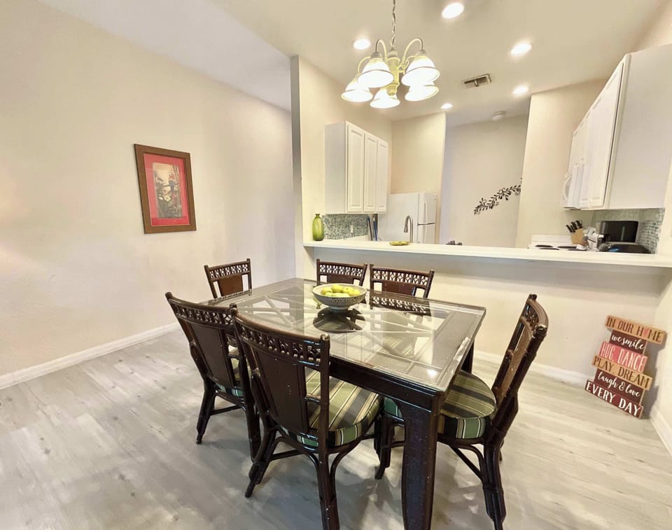 Dining table with seating for 6