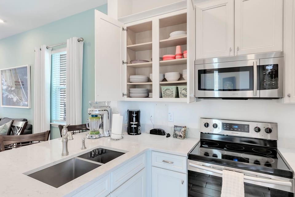 Fully equipped kitchen
